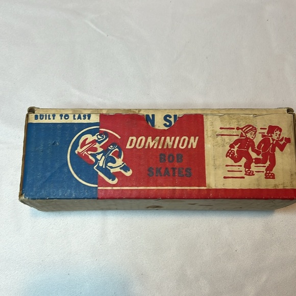 Vintage Dominion adjustable extension Bob skates - Picture 2 of 5